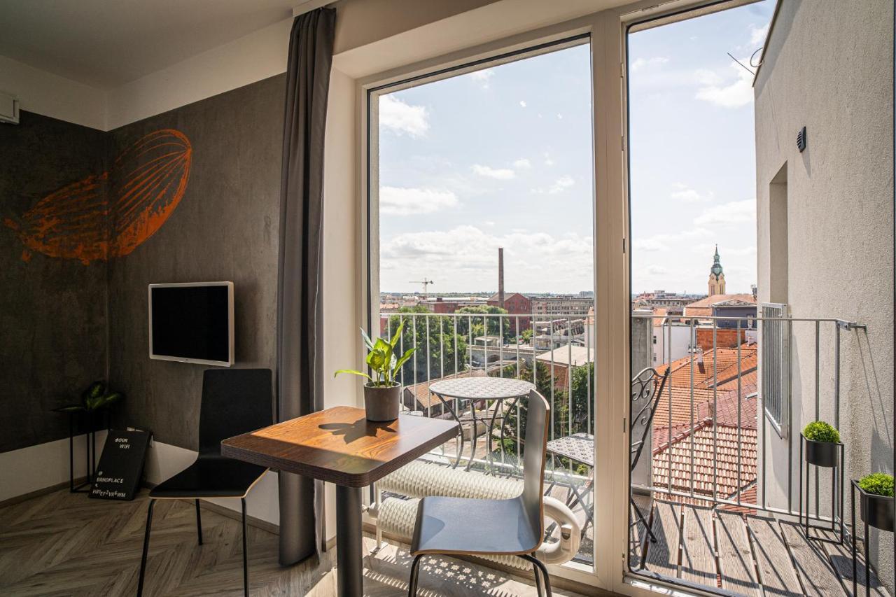 Apartament Zeppelin Studio With An Industrial View - Brno Zewnętrze zdjęcie